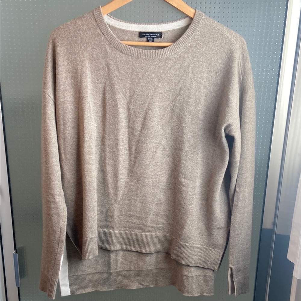 Saks fifth Avenue Women’s Beige and Cream Sweater